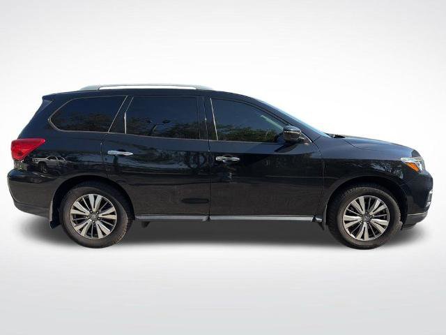 Used 2020 Nissan Pathfinder S FWD image 2