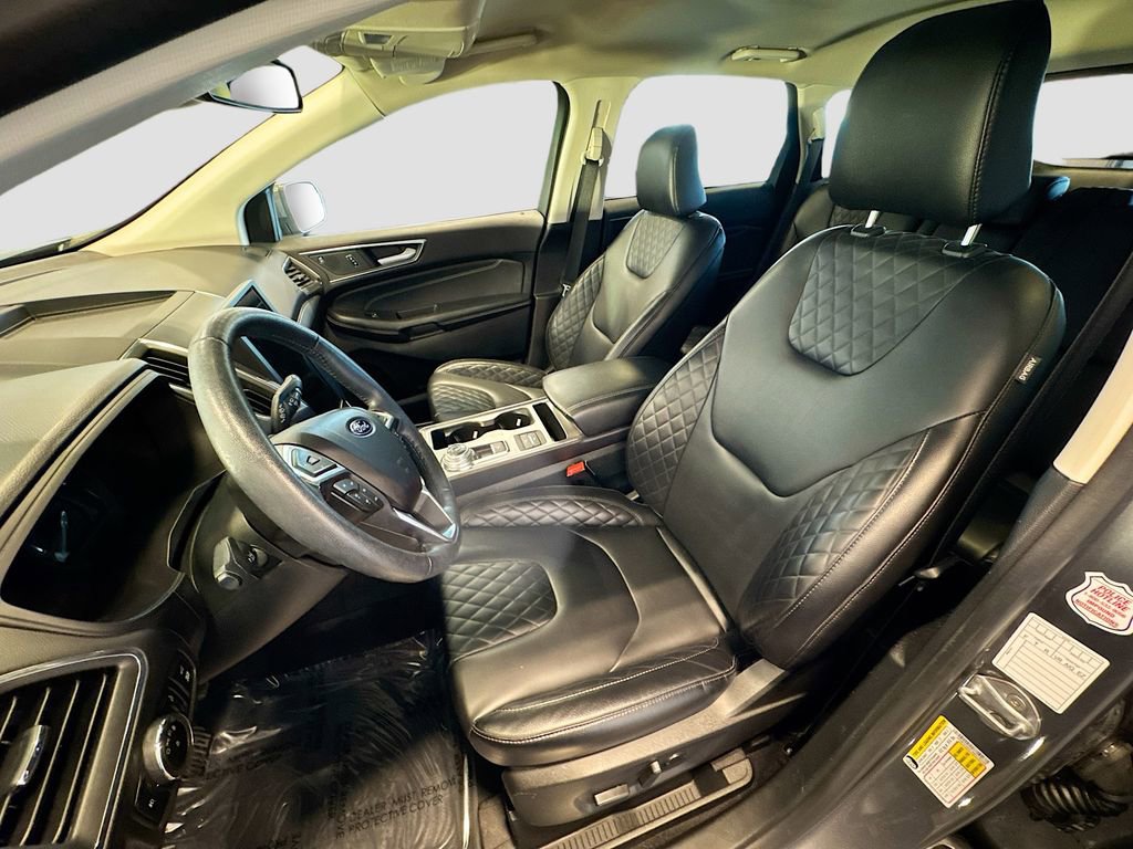 Certified 2024 Ford Edge Titanium AWD/4WD image 17