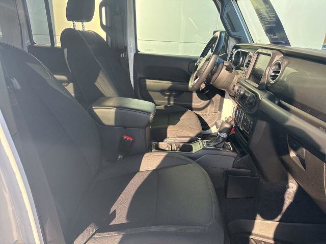 Used 2021 Jeep Wrangler Unlimited Sahara image 33