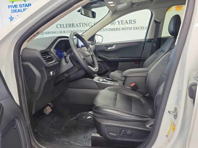 Certified 2020 Ford Escape Titanium AWD/4WD image 8