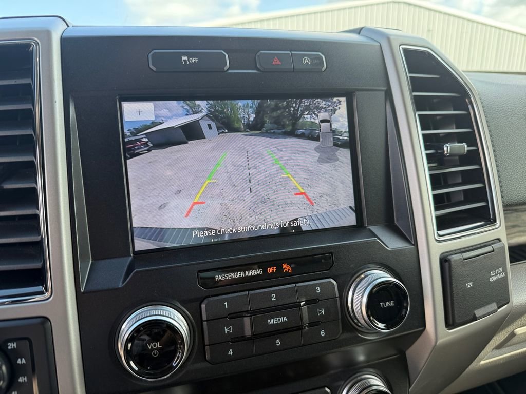 Certified 2019 Ford F150 Lariat w/ Equipment Group 502A Luxury image 22