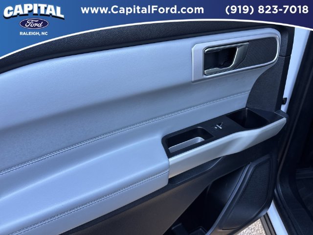 Certified 2021 Ford Explorer XLT w/ Equipment Group 202A AWD/4WD image 17