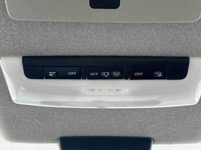 Used 2024 Nissan Kicks SV image 26