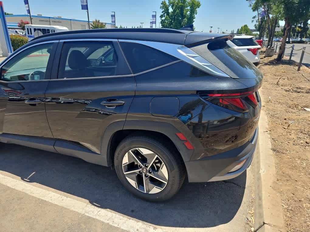 Used 2025 Hyundai Tucson SEL FWD image 6