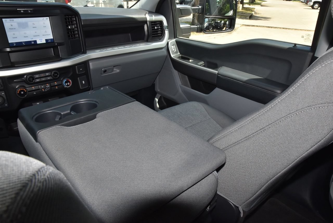 Certified 2025 Ford F350 XL w/ STX Appearance Package AWD/4WD image 17