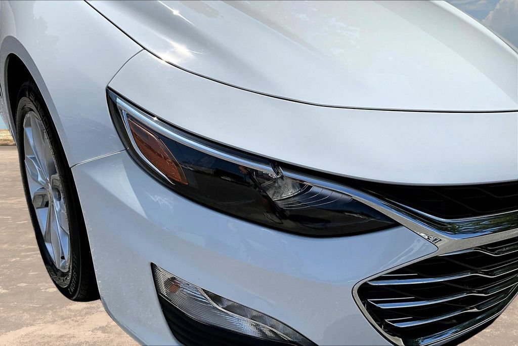 Used 2023 Chevrolet Malibu LT FWD image 34