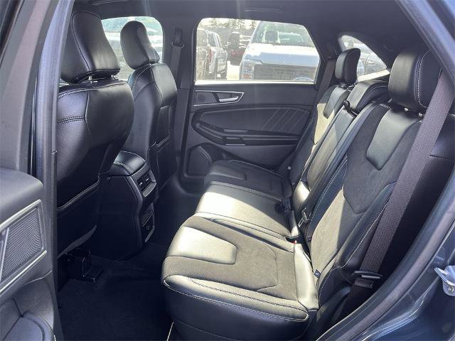 Certified 2022 Ford Edge ST image 12