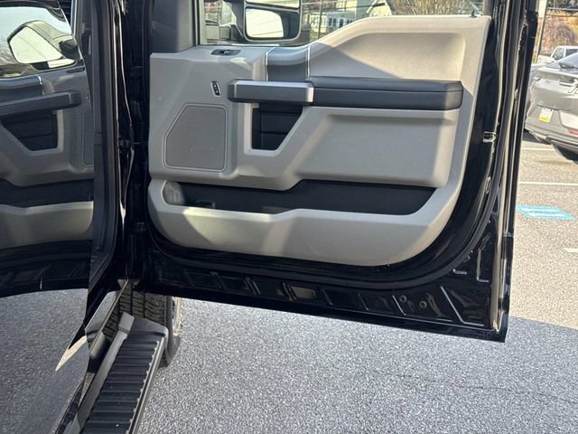 Certified 2022 Ford F250 XLT w/ Black Appearance Package image 10