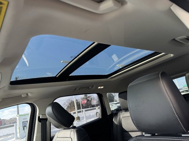 Certified 2019 Ford Escape Titanium image 9