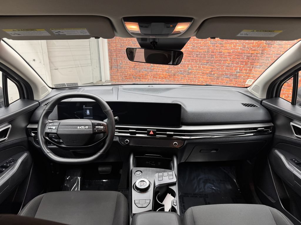 Used 2026 Kia Sportage LX FWD image 12