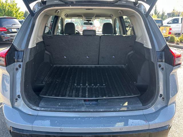 Used 2025 Nissan Rogue SV AWD/4WD image 32