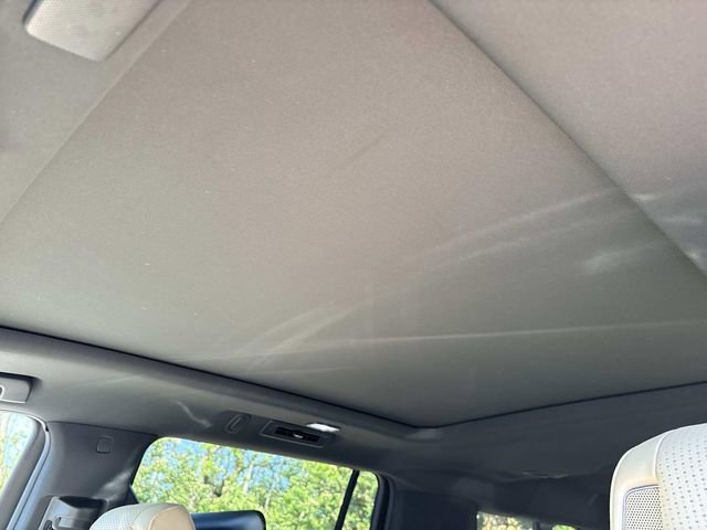 Used 2024 Cadillac Escalade ESV Premium Luxury w/ Performance Package image 29