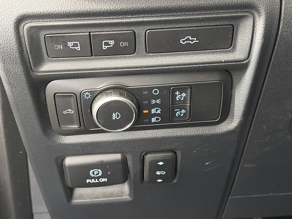 Certified 2021 Ford F150 Lariat image 25