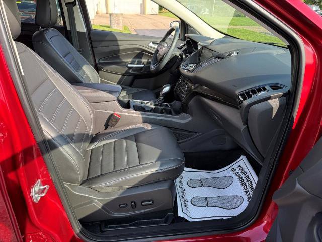 Certified 2019 Ford Escape Titanium FWD image 25
