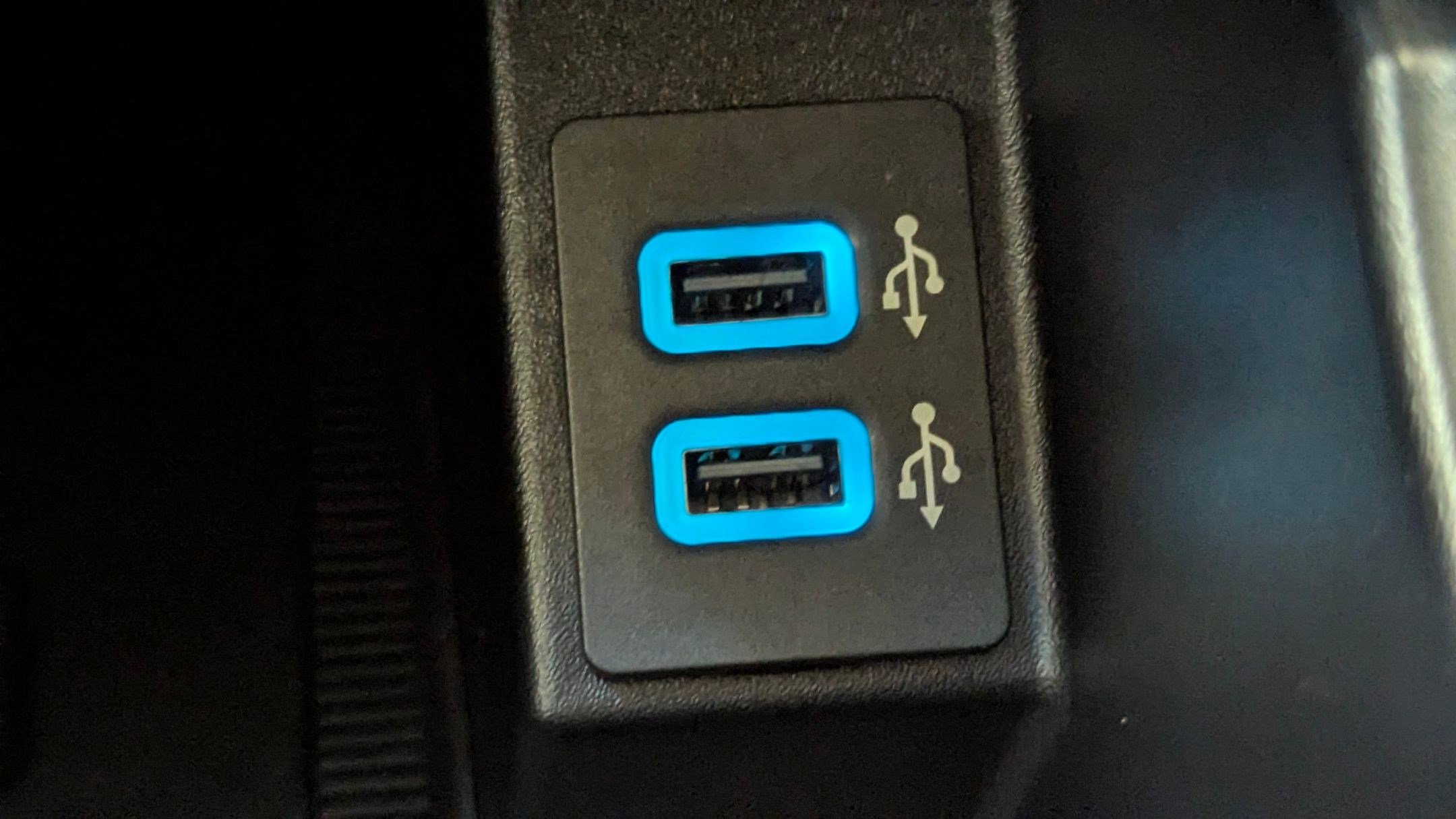 Certified 2019 Ford Edge Titanium image 28