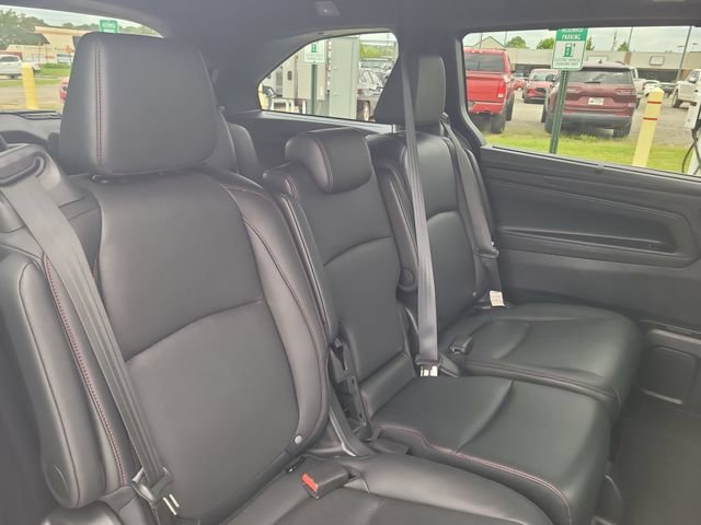 Used 2025 Honda Odyssey Sport-L image 29