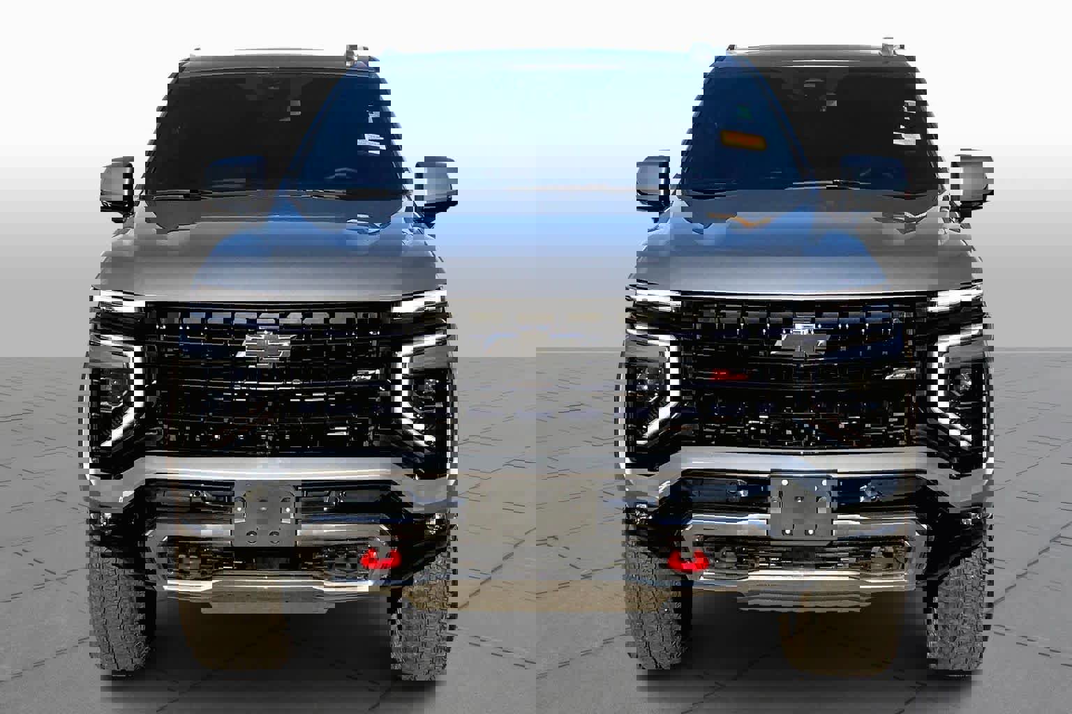 Used 2025 Chevrolet Suburban Z71 w/ Comfort Package image 6