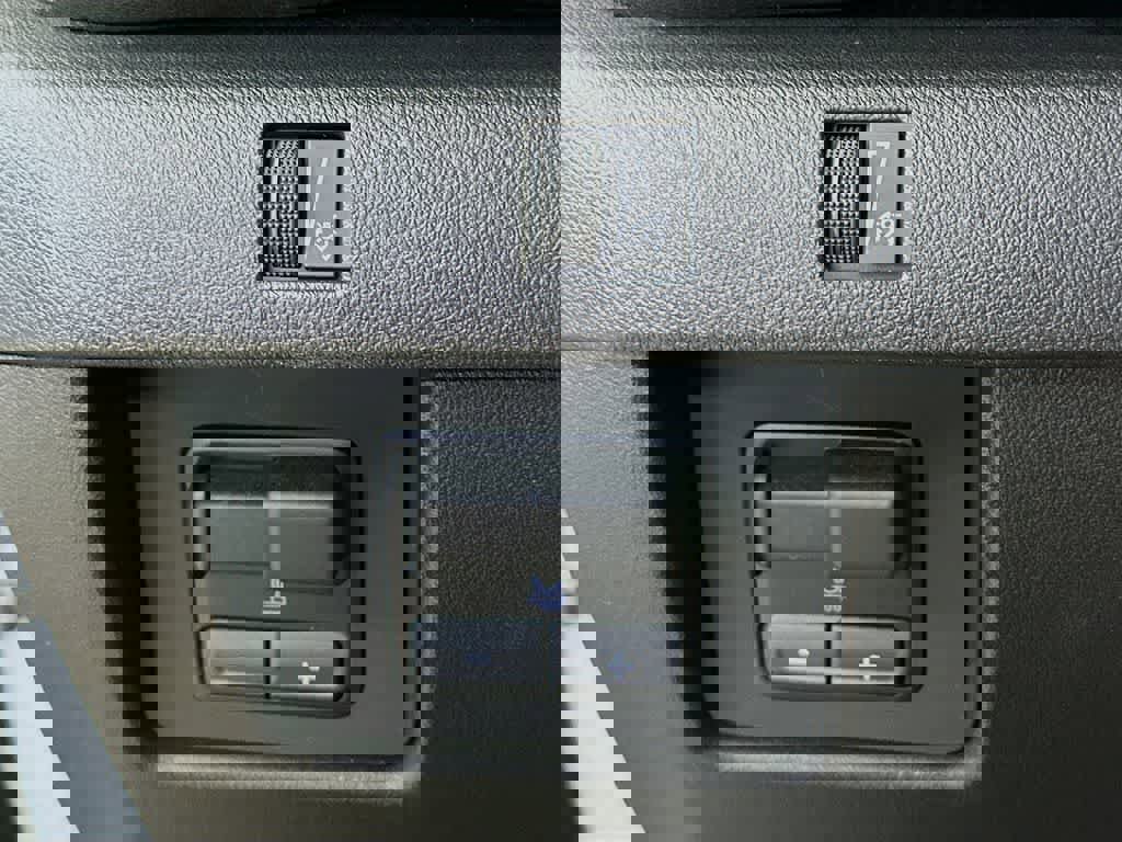 Used 2023 Chevrolet Colorado LT w/ LT Convenience Package II image 27