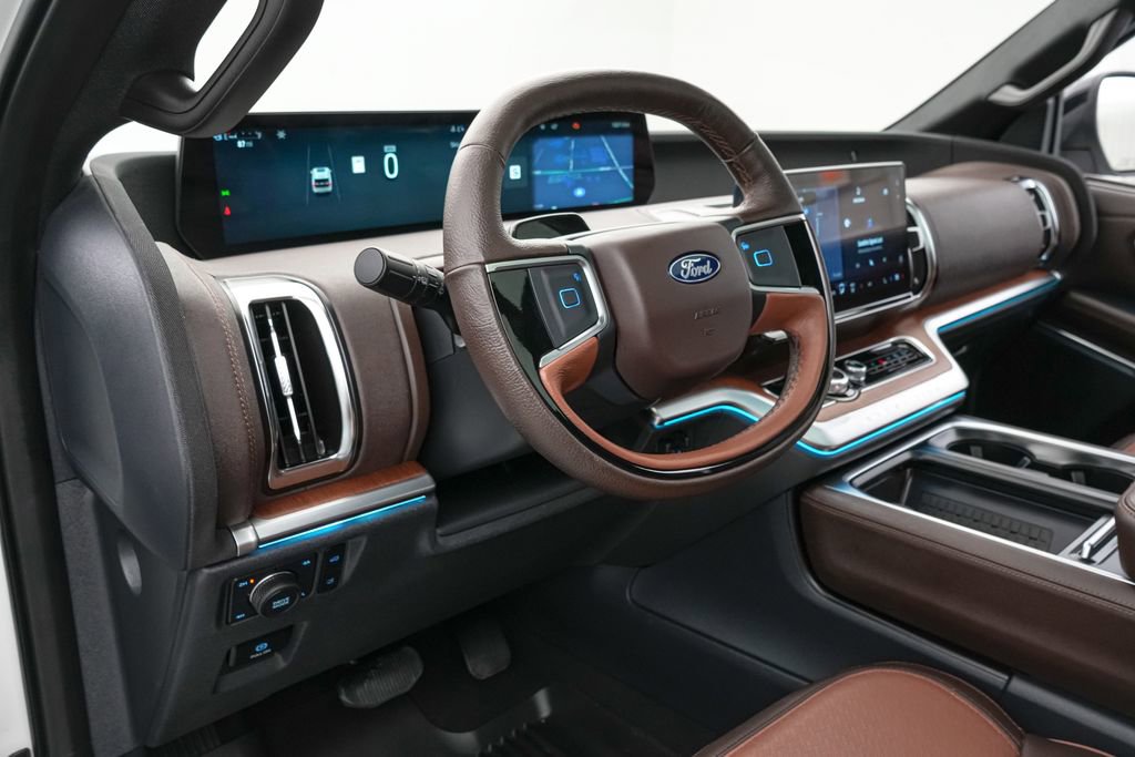 Certified 2025 Ford Expedition King Ranch AWD/4WD image 15