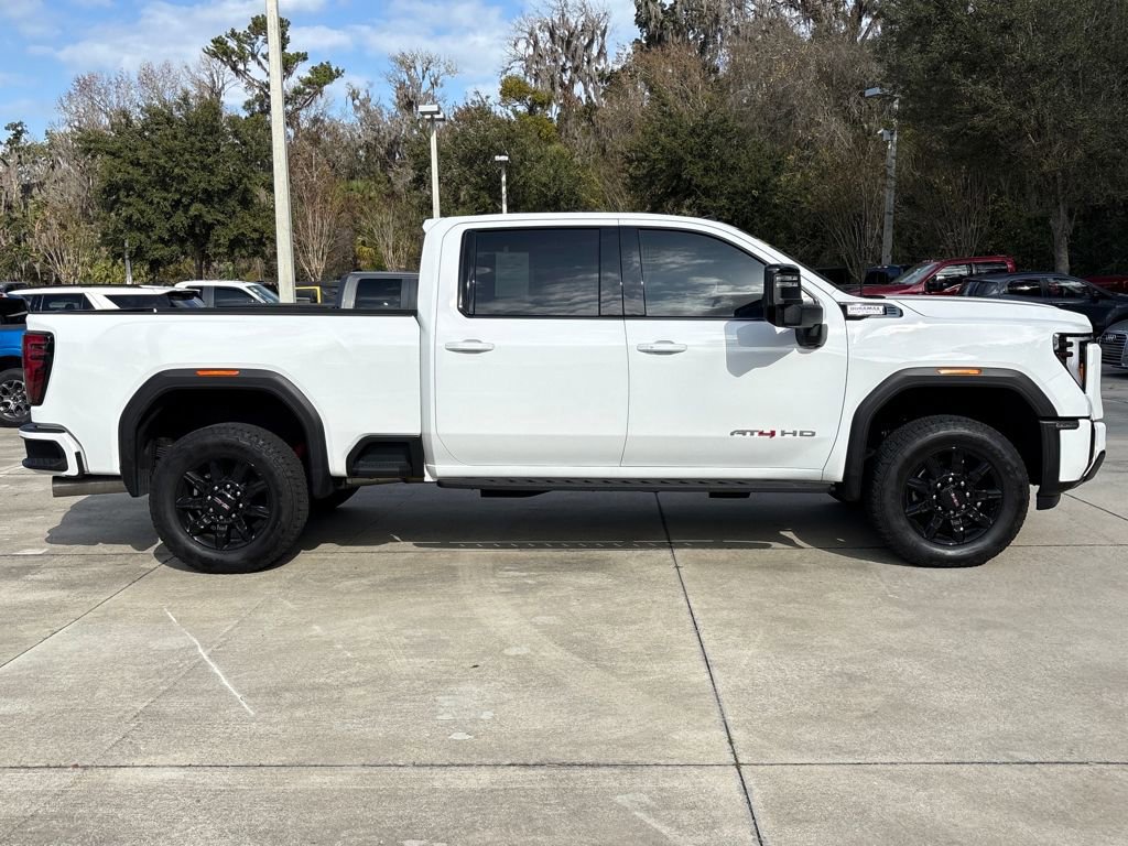 Used 2025 GMC Sierra 2500 AT4 w/ AT4 Premium Plus Package image 2