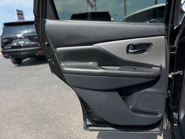 Used 2024 Nissan Murano SL image 16