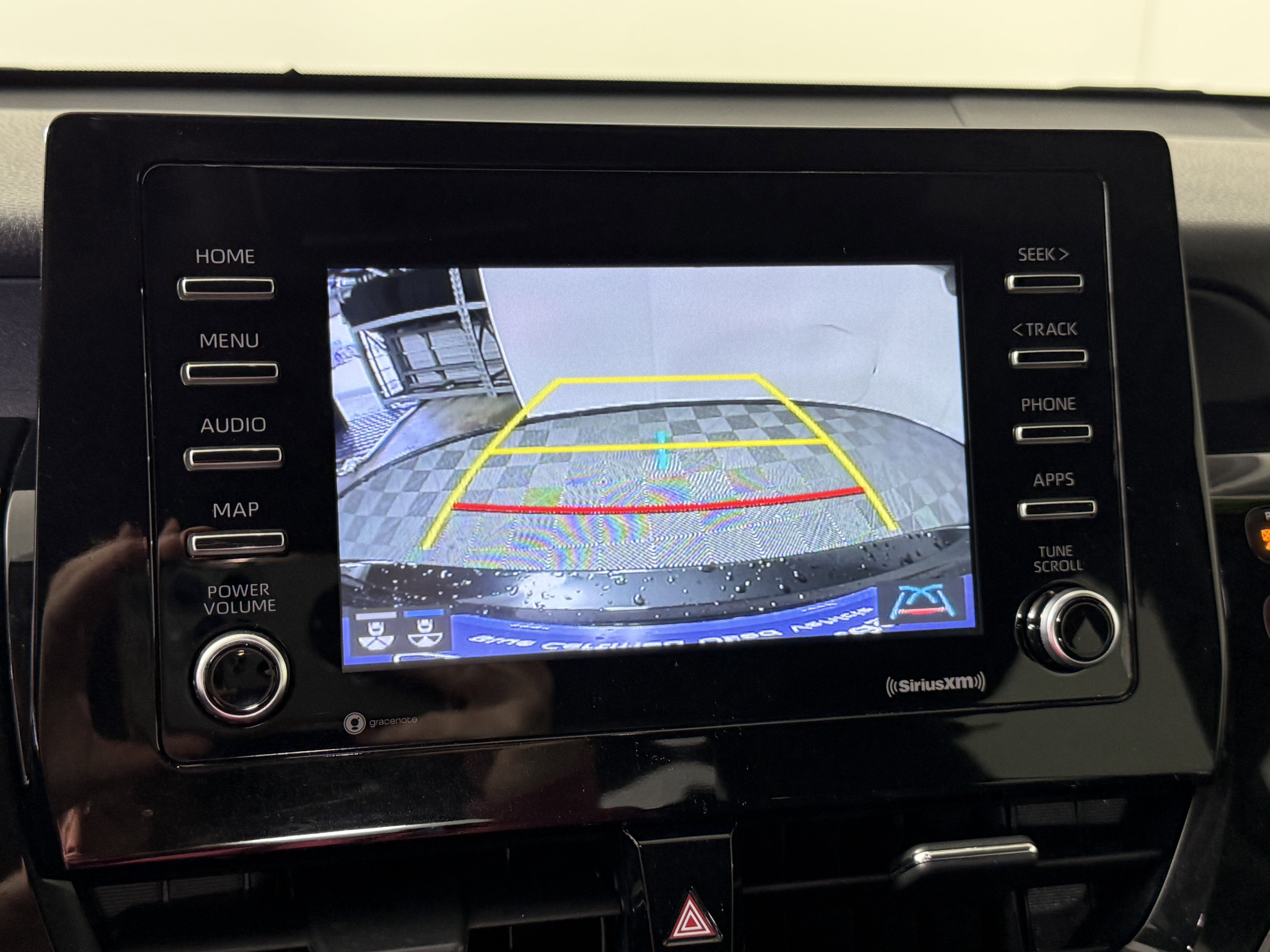 Used 2021 Toyota Camry SE w/ Convenience Package image 20