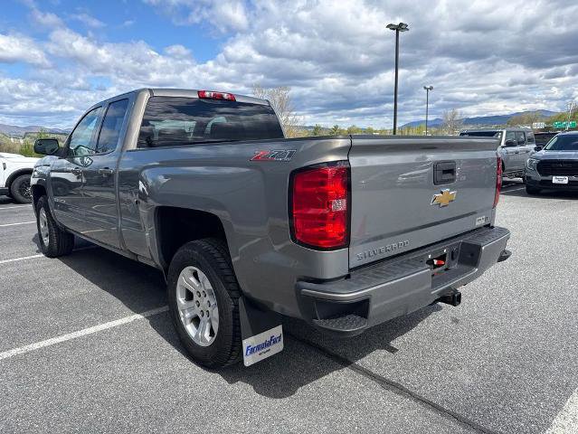 Used 2017 Chevrolet Silverado 1500 LT w/ All Star Edition AWD/4WD image 4