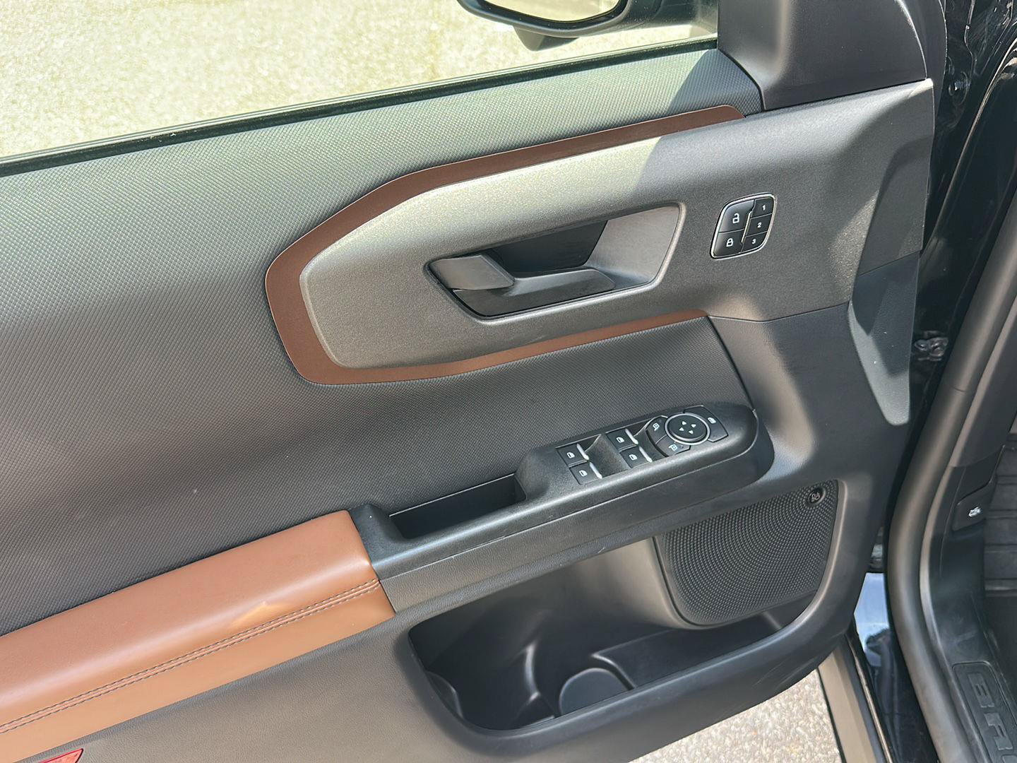 Certified 2025 Ford Bronco Sport Outer Banks w/ Outer Banks Tech Package+ AWD/4WD image 14
