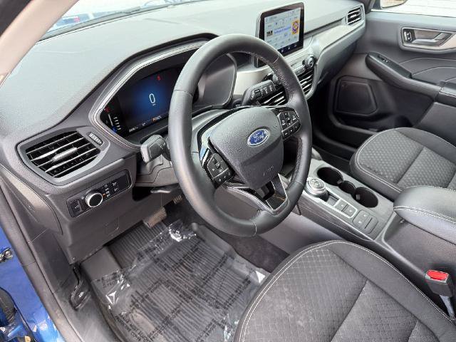 Certified 2023 Ford Escape Active AWD/4WD image 25