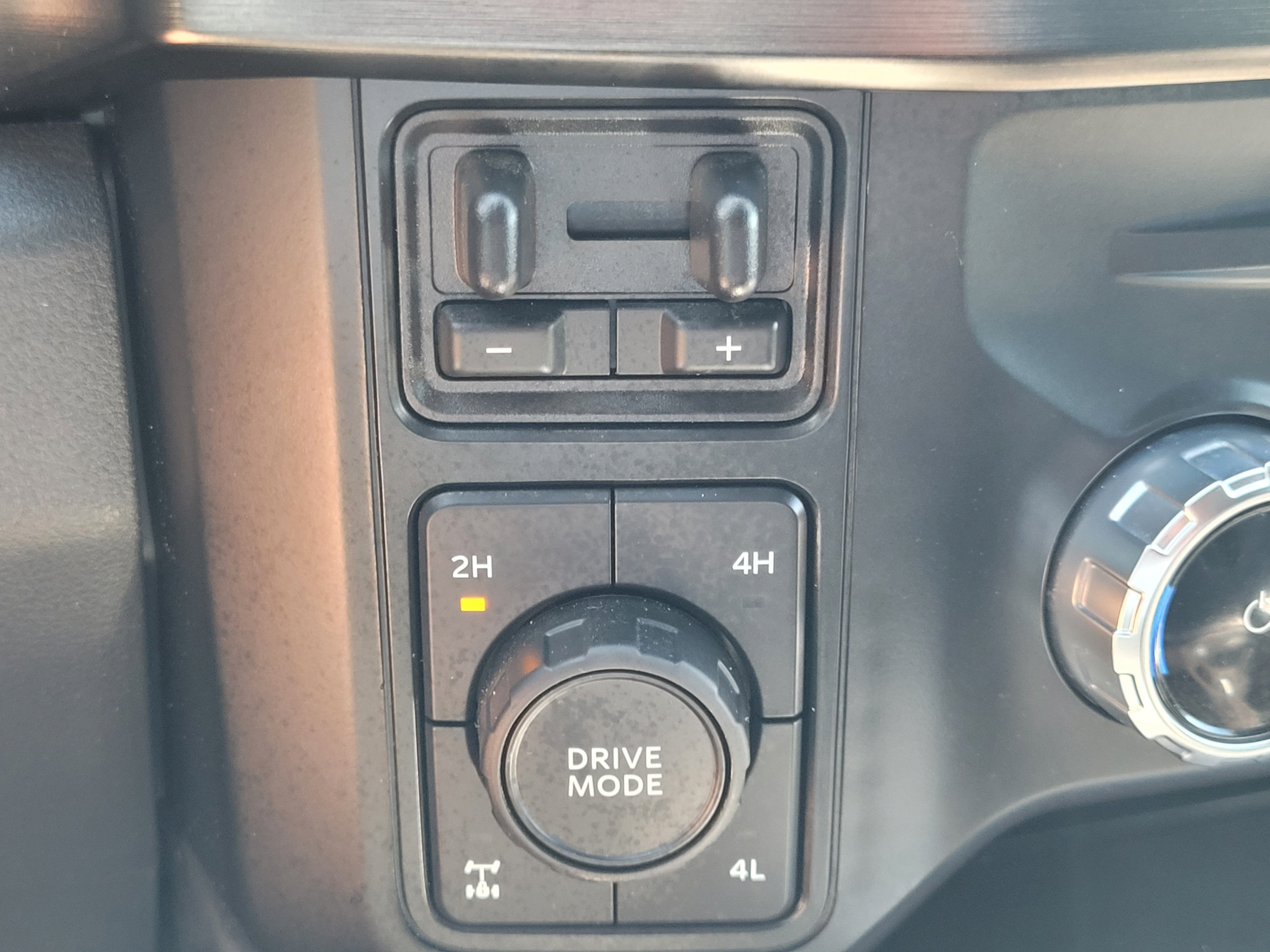 Certified 2023 Ford F250 Lariat w/ Tow Technology Package AWD/4WD image 24