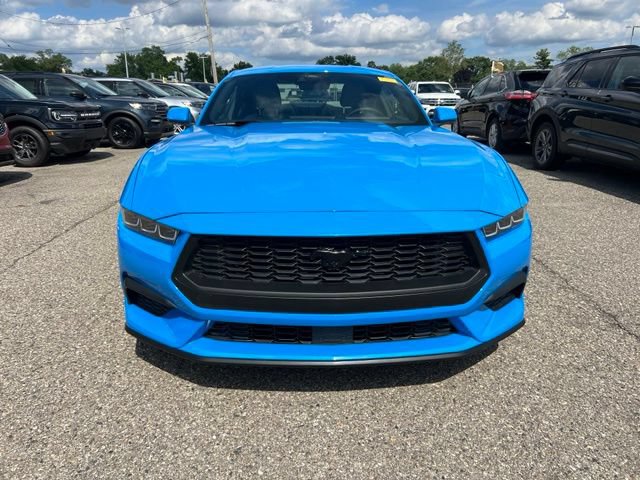 Certified 2024 Ford Mustang Coupe RWD image 2