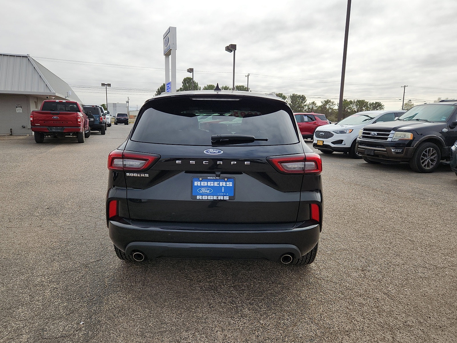 Certified 2024 Ford Escape ST-Line image 6