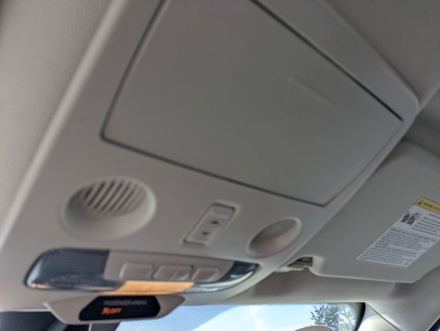 Certified 2022 Ford EcoSport SES image 21