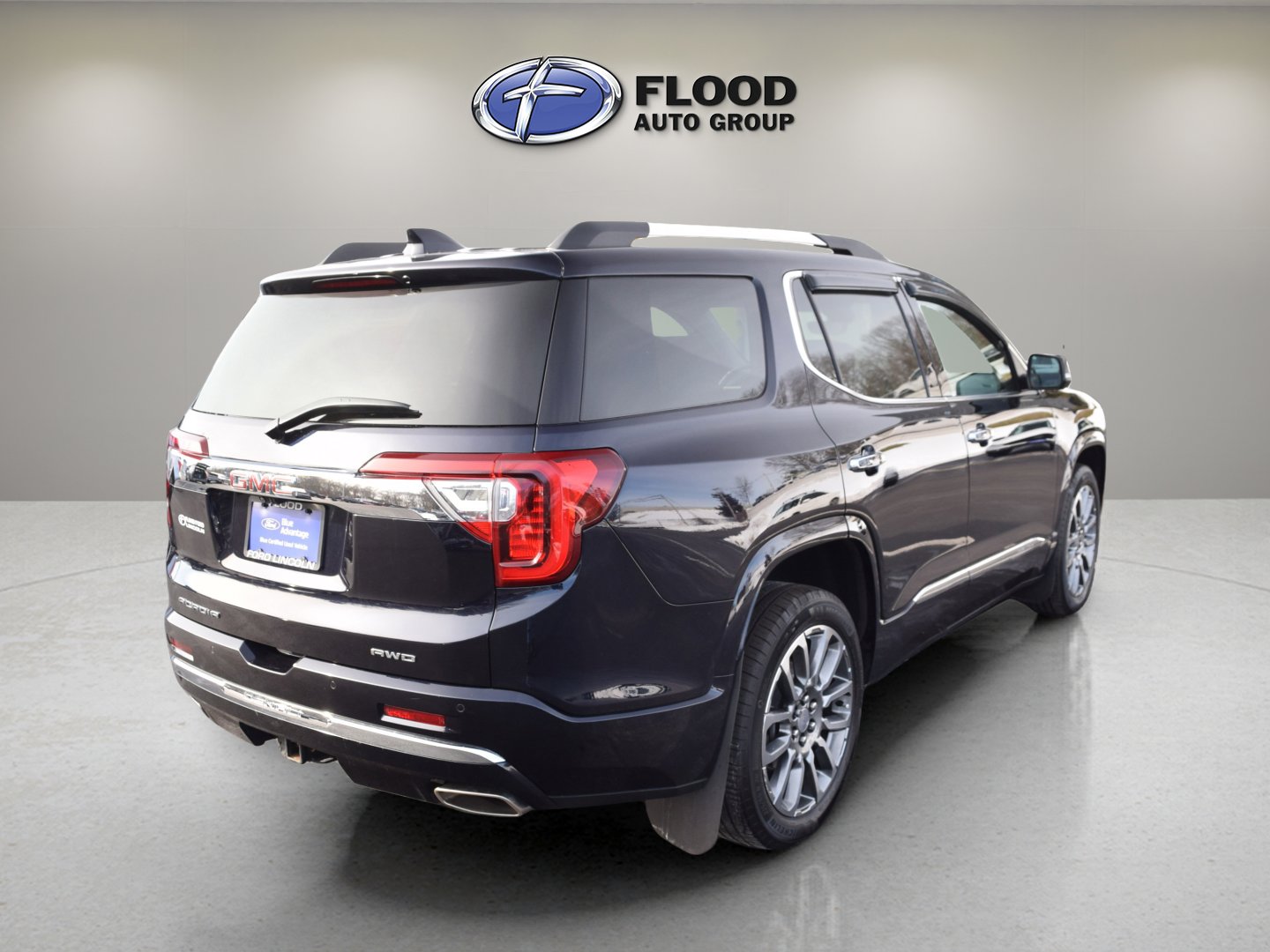 Used 2021 GMC Acadia Denali w/ Denali Ultimate Package image 4