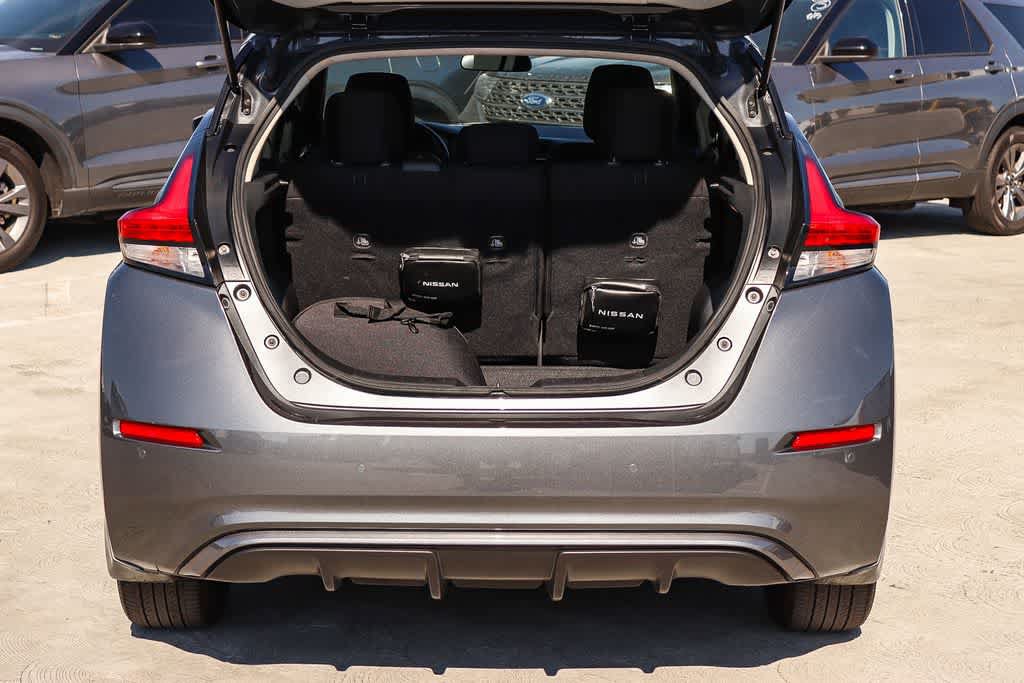 Used 2025 Nissan Leaf S FWD image 27
