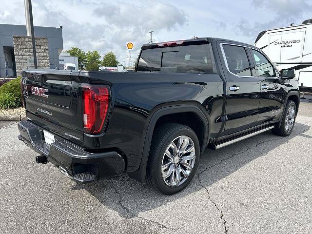 Used 2025 GMC Sierra 1500 Denali AWD/4WD image 4
