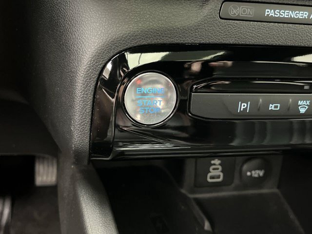 Certified 2025 Ford Escape ST-Line Elite w/ Premium Technology Package AWD/4WD image 23