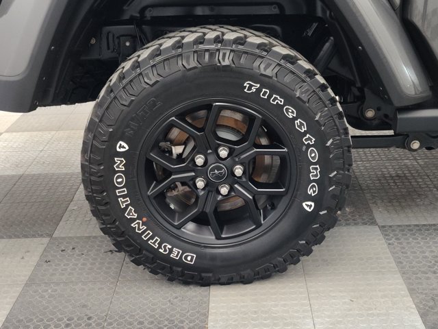 Used 2025 Jeep Gladiator Sport AWD/4WD image 13