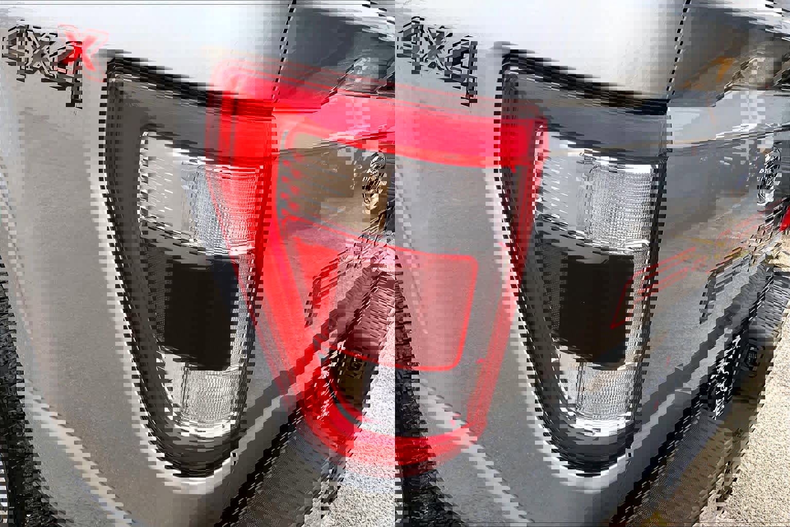 Certified 2022 Ford F150 Lariat image 27