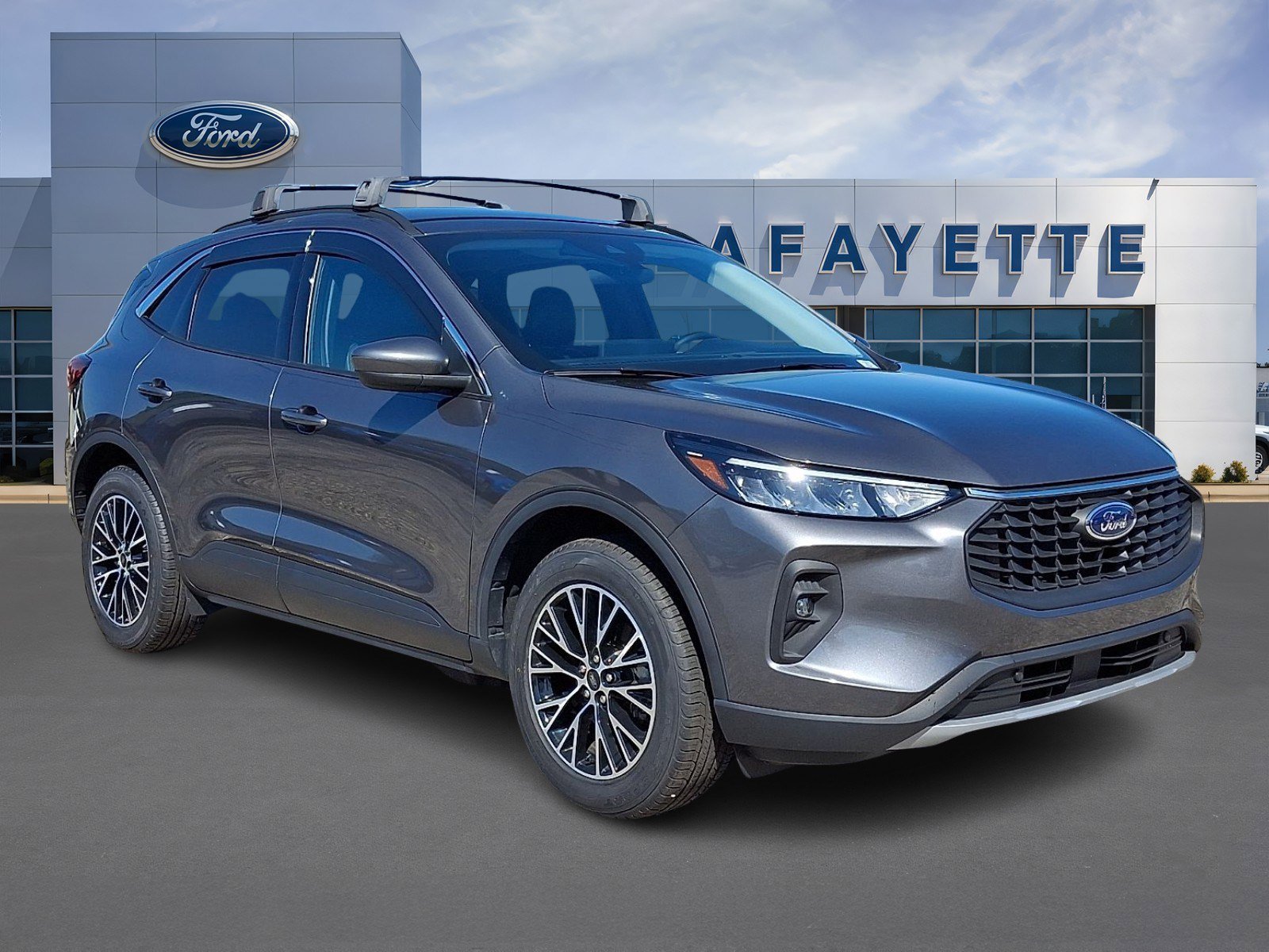 Certified 2023 Ford Escape SE FWD image 1