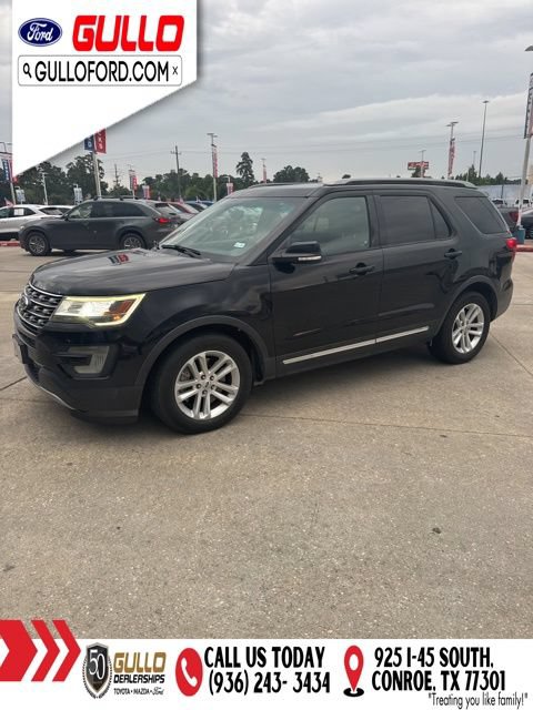 Certified 2017 Ford Explorer XLT w/ Equipment Group 202A FWD image 8