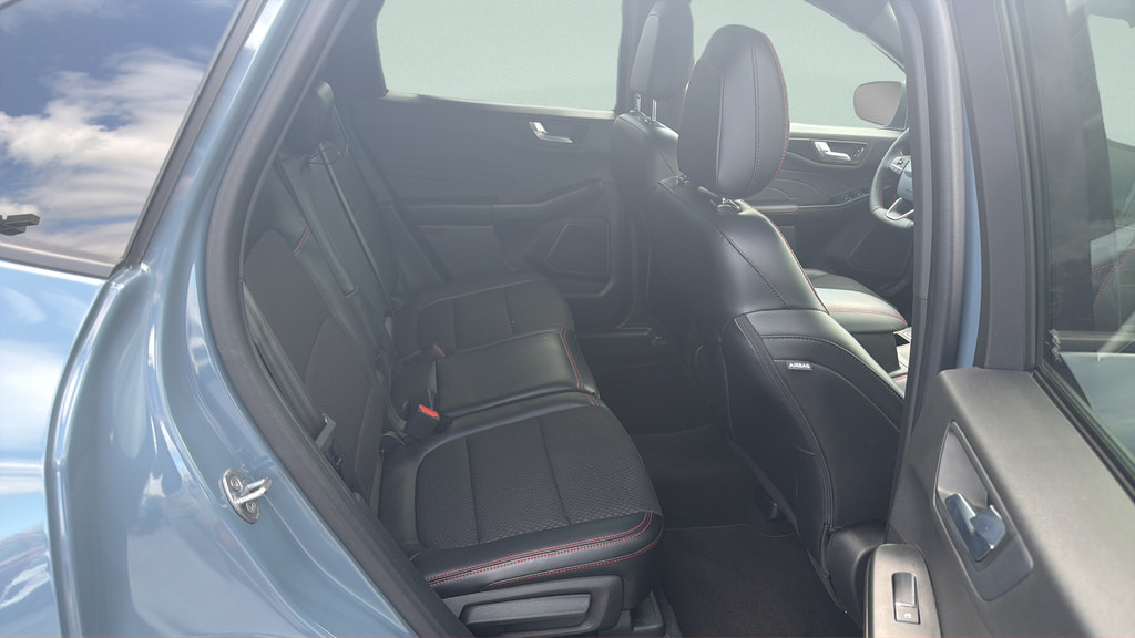 Certified 2023 Ford Escape ST-Line w/ Tech Pack #1 FWD image 33