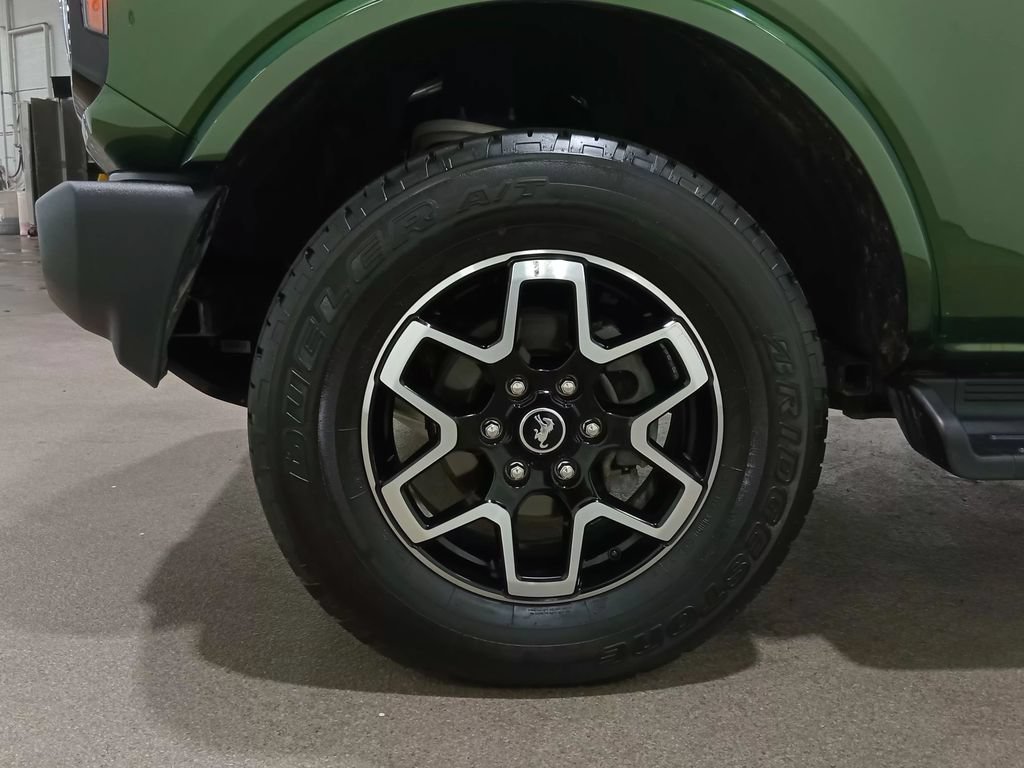 Certified 2025 Ford Bronco Outer Banks AWD/4WD image 12