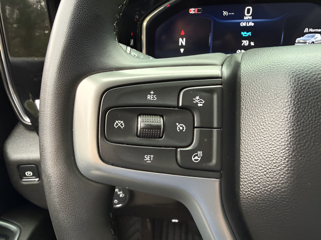 Used 2025 Chevrolet Silverado 1500 LT AWD/4WD image 16