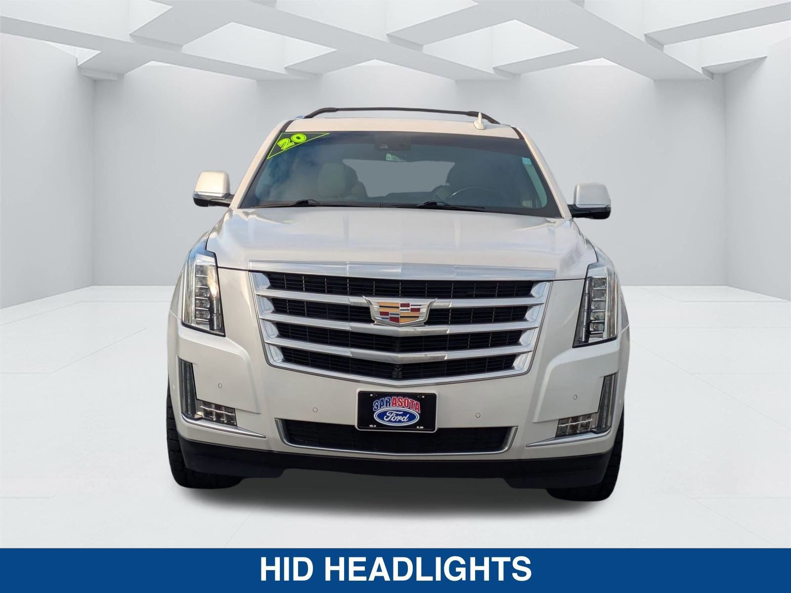 Used 2020 Cadillac Escalade Premium Luxury image 9