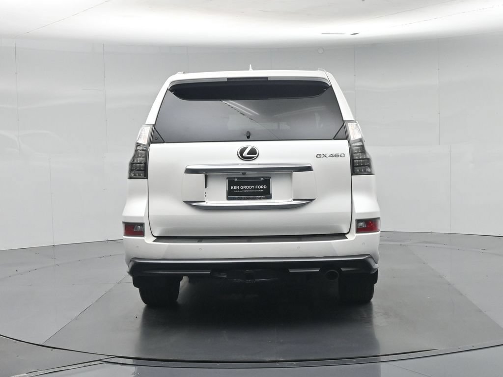 Used 2023 Lexus GX 460 Luxury w/ Sport Design Package AWD/4WD image 32