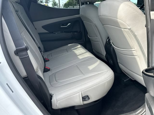 Used 2022 Hyundai Santa Cruz Limited AWD/4WD image 15