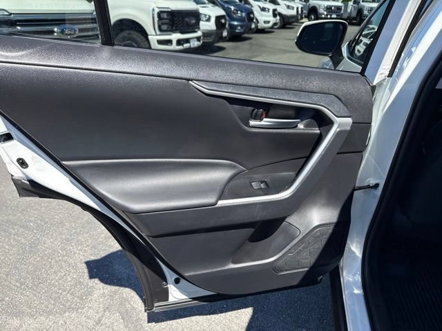 Used 2025 Toyota RAV4 XLE w/ Convenience Package AWD/4WD image 11