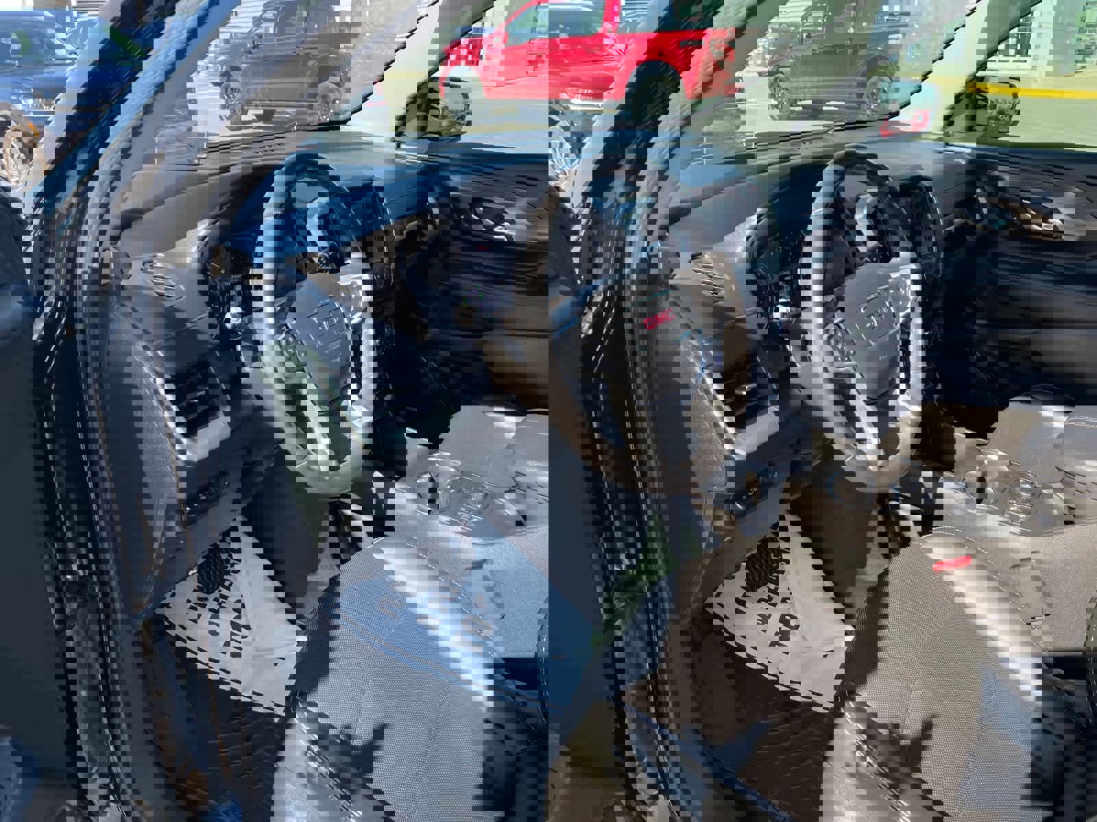 Used 2022 GMC Terrain SLT w/ Infotainment Package II image 7