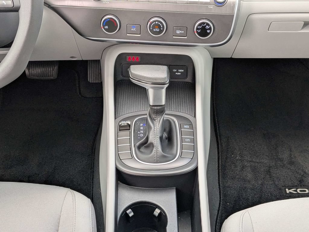 Used 2025 Hyundai Kona SE FWD image 22